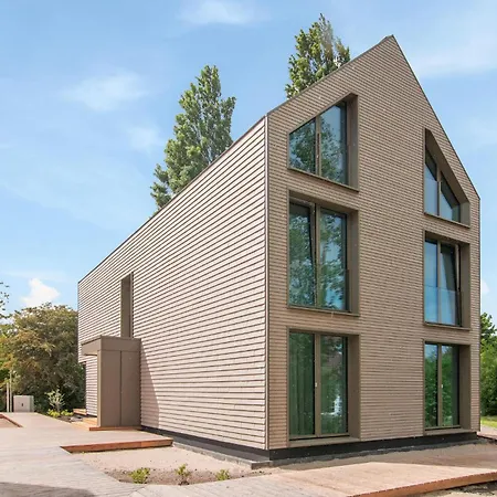 1 Bedroom Stunning In Tossens