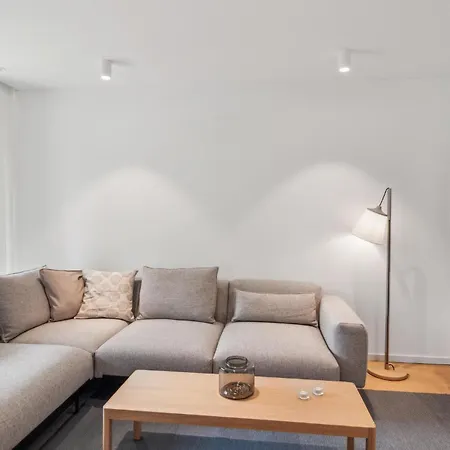 Appartement Prachtig Met 1 Slaapkamer *