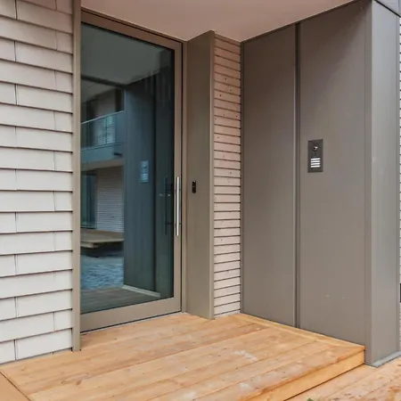 1 Bedroom Stunning In Tossens Apartman *