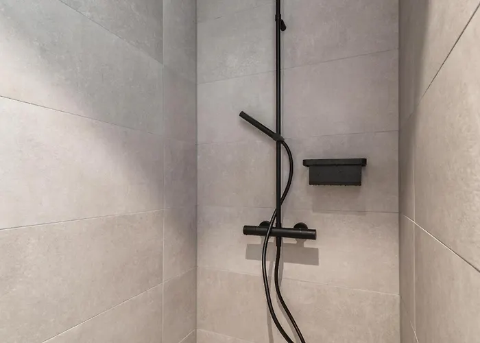 Apartman 1 Bedroom Stunning In Tossens Stick